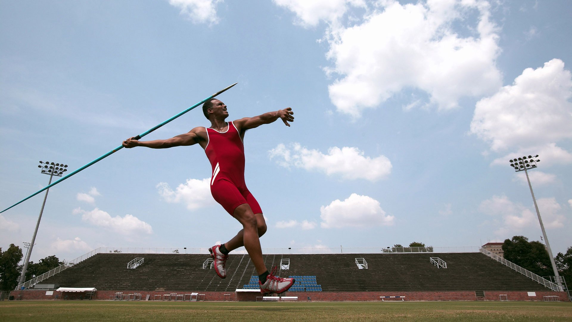 体育新闻中心早间快讯上线，体育频道早间新闻